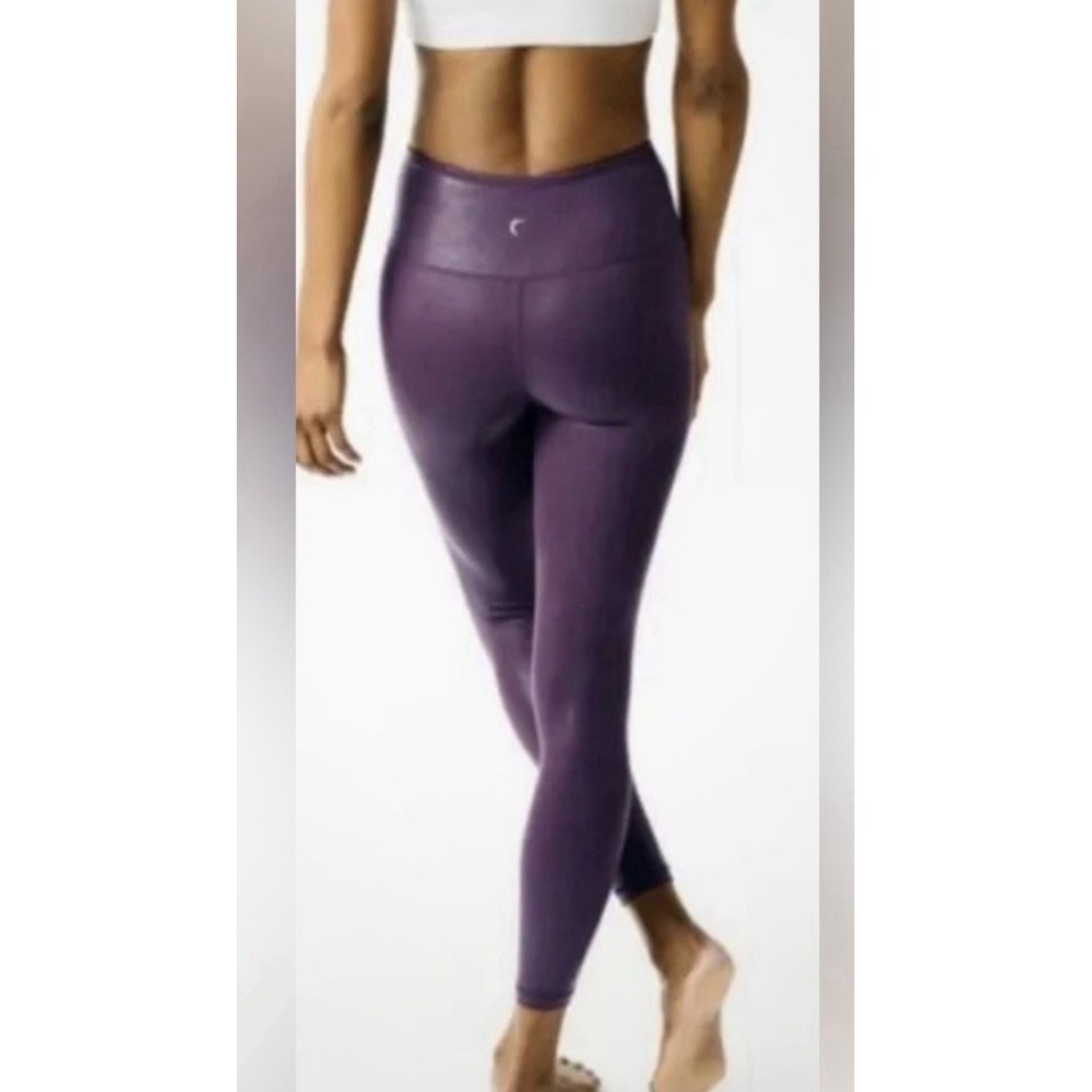 Zyia Active Plum Shimmer Metallic High Rise Light N Tight Leggings Sz 14-16